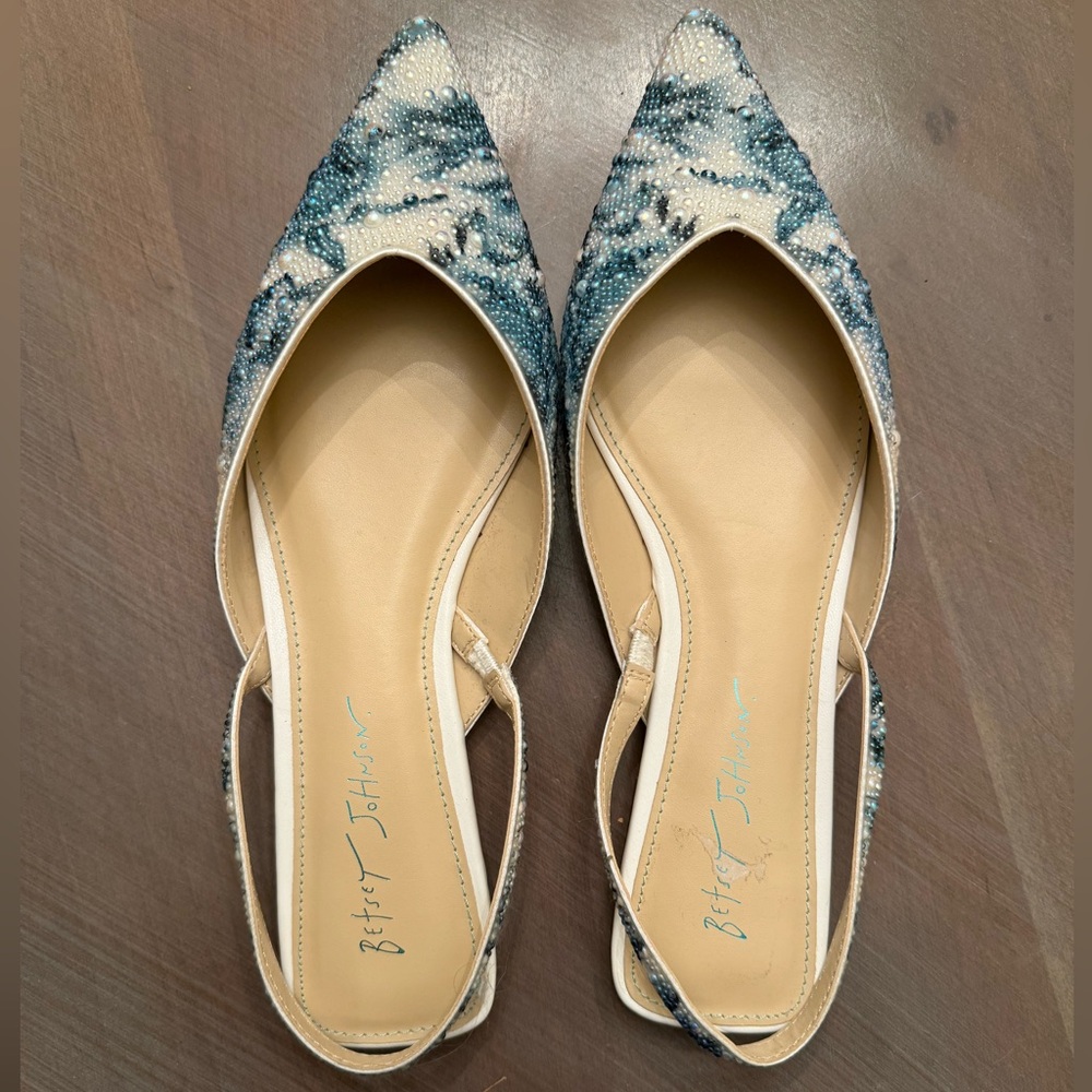 Betsey Johnson Vance Floral Blue White Slingback Rhinestone Ballet Flats Size 10 - Picture 2 of 7